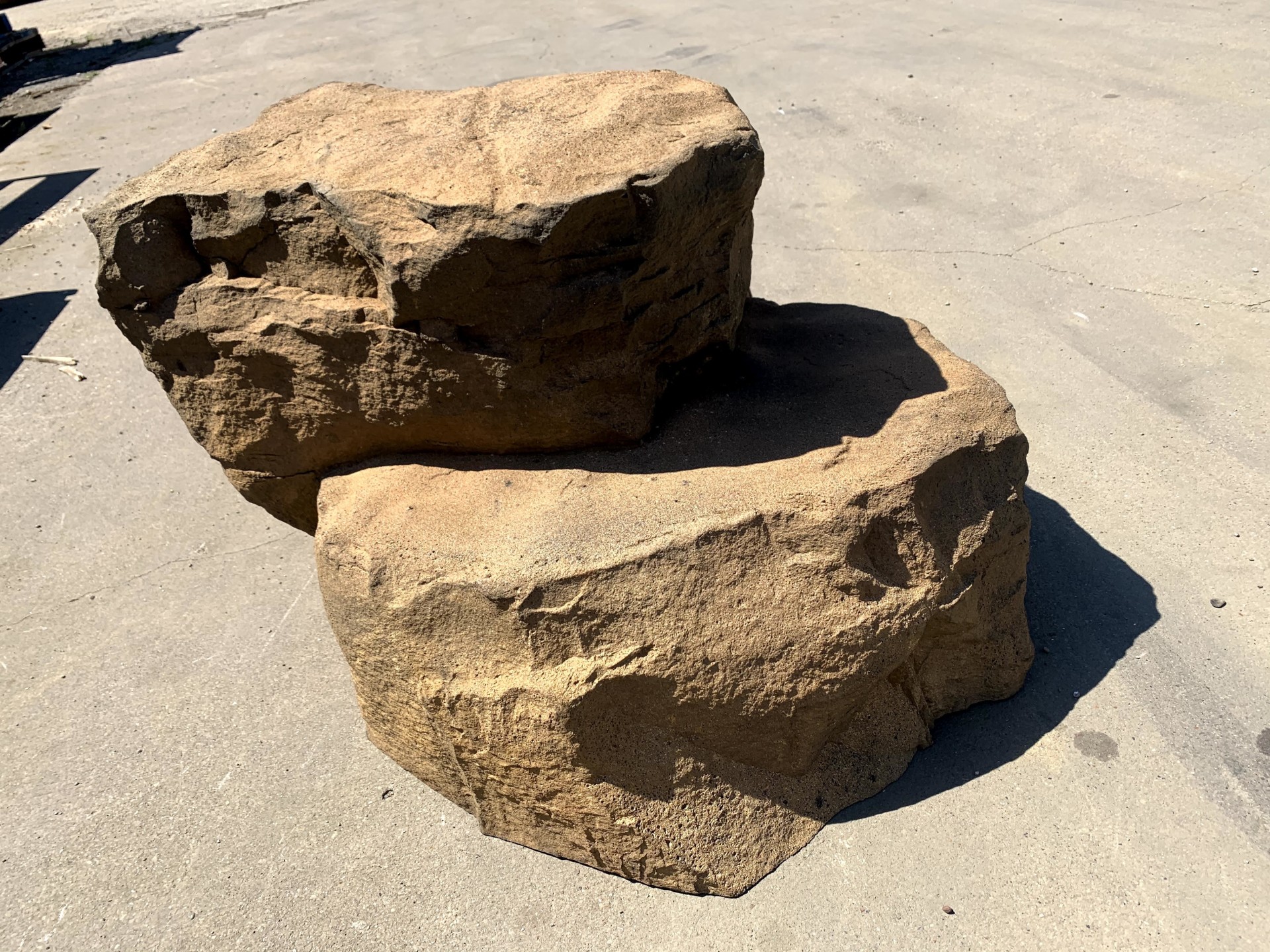 Extra Large Pool Waterfalls | Universal Rocks